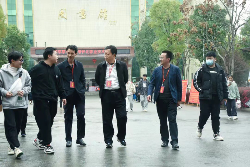 1678607380113036862.jpg 9dfa0e4cd96abe1d63e7b01eacabab6.jpg